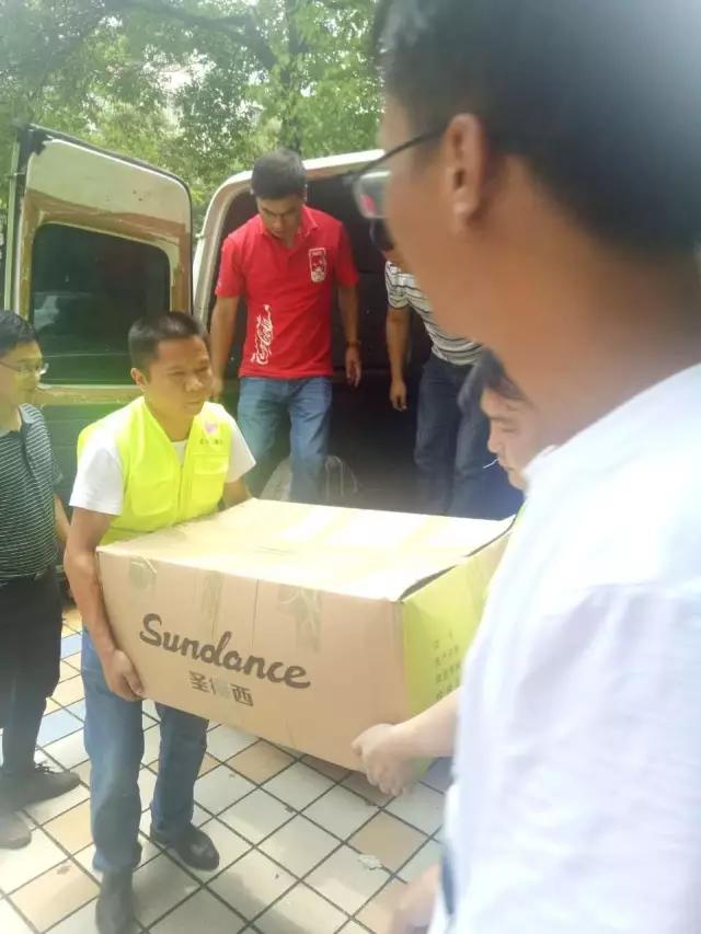 長沙湘一機械有限公司,長沙環衛設備制造,長沙環衛設備銷售,保潔項目 長沙湘一機械有限公司,長沙環衛設備制造,長沙環衛設備銷售,保潔項目