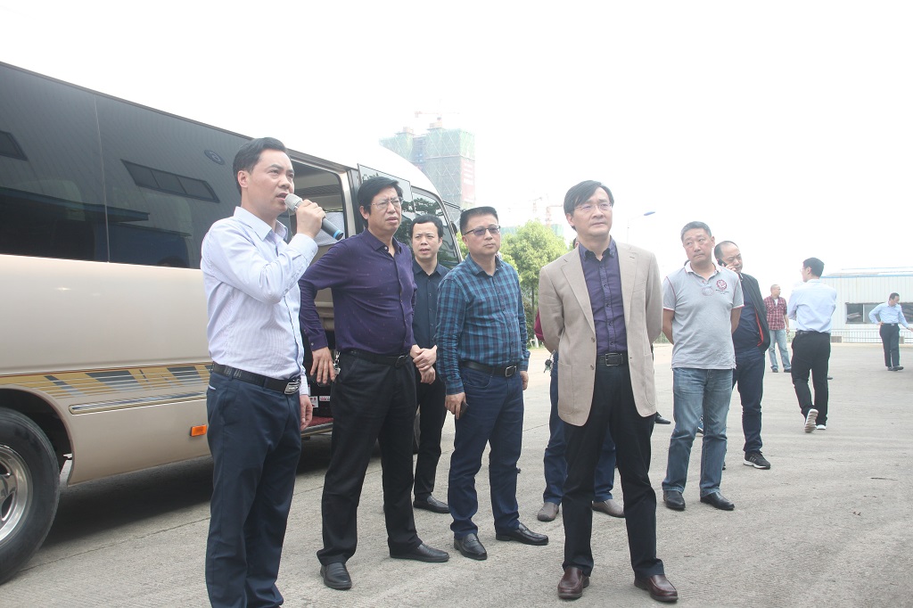 長沙湘一機械有限公司,長沙環(huán)衛(wèi)設(shè)備制造,長沙環(huán)衛(wèi)設(shè)備銷售,保潔項目 長沙湘一機械有限公司,長沙環(huán)衛(wèi)設(shè)備制造,長沙環(huán)衛(wèi)設(shè)備銷售,保潔項目